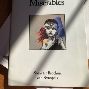 Les Mis Broadway Souvenir Brochure